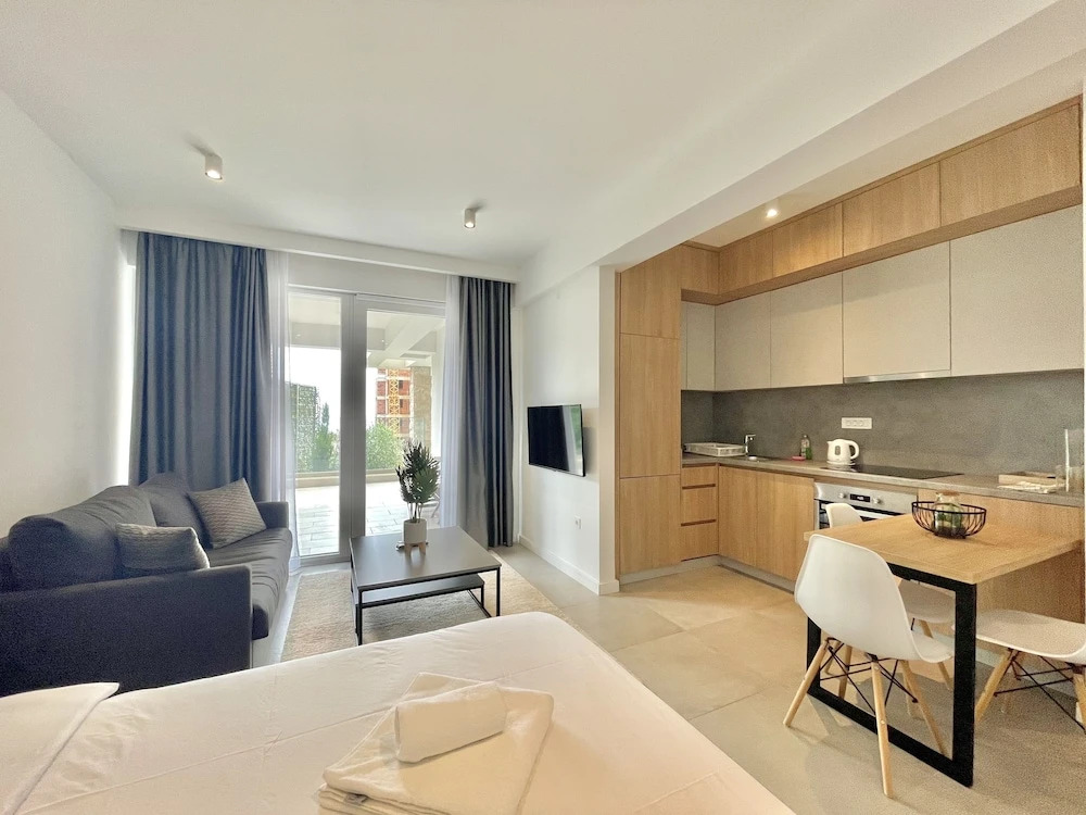 Horizon Residences Andjela