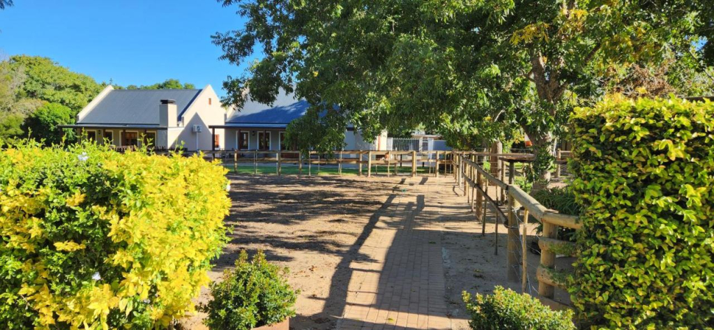 Cornfields River Bed And Breakfast
