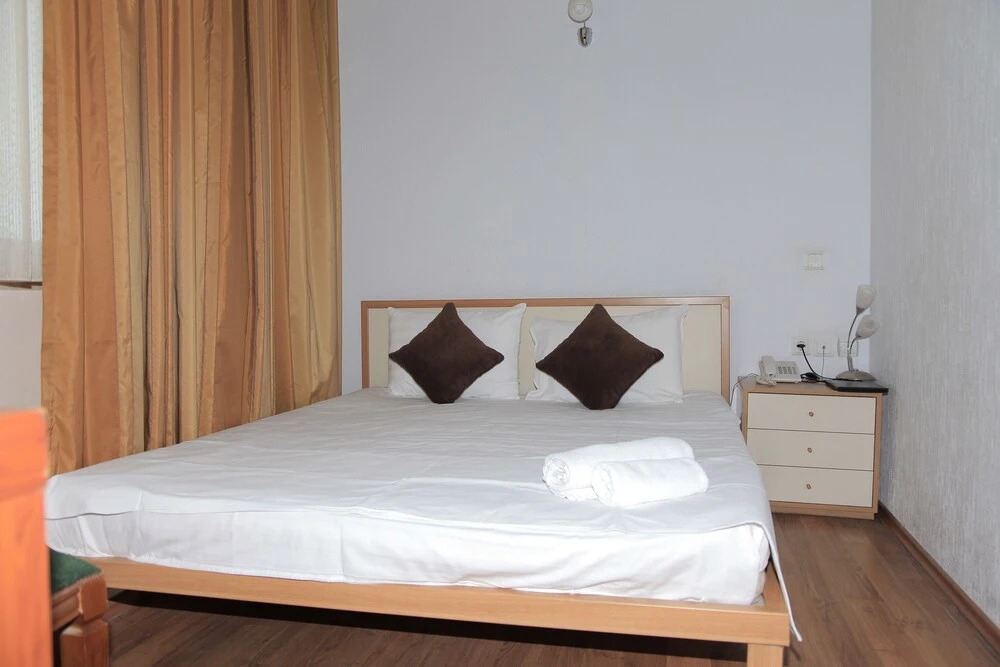 Sea Port Hotel