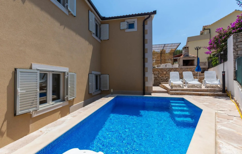 Dalis - Open Swimming Pool - A2 Prizemlje