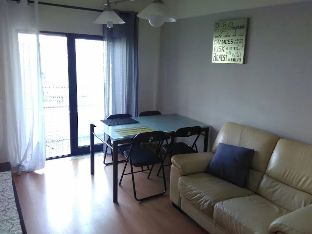 Lisbon South Bay Rooms