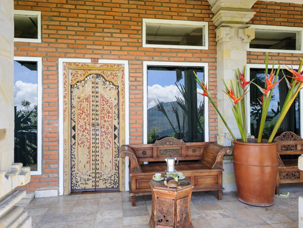 Lakeview Eco Lodge