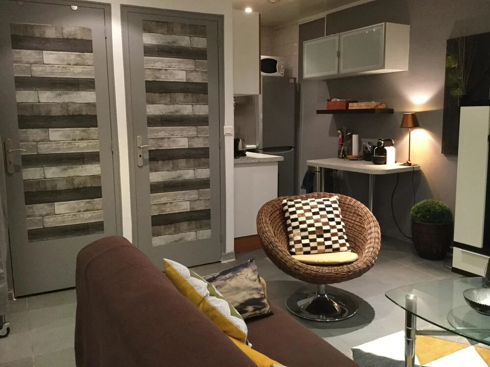 Andre One Bedroom