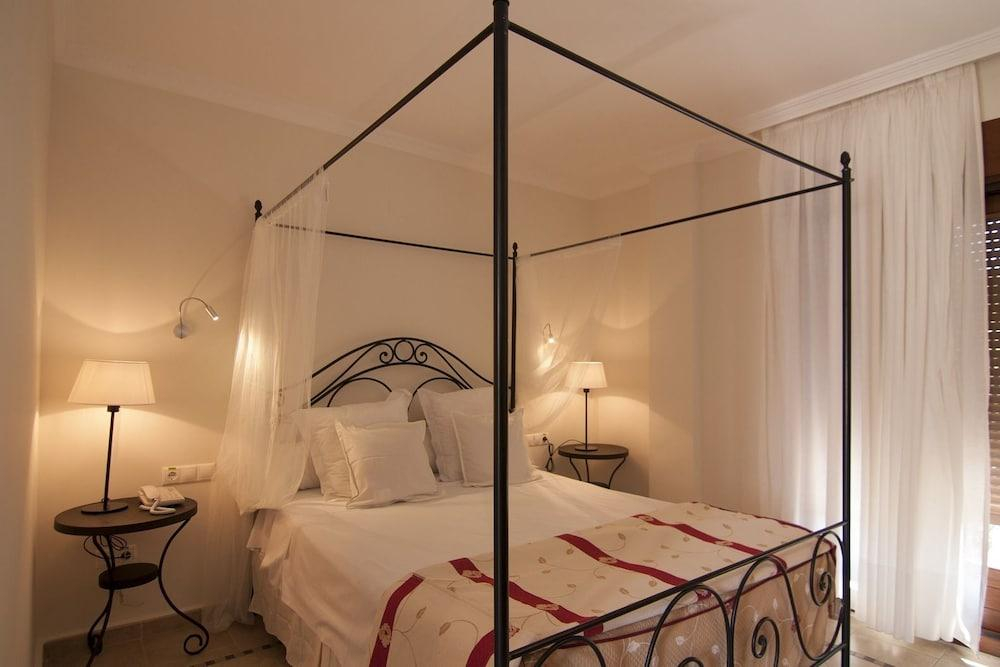 Hotel Con Encanto Palau Verd 3***Sup