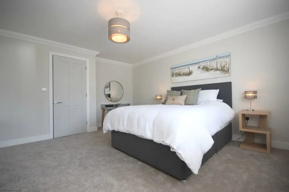 Westhampnett House , Chichester 492113