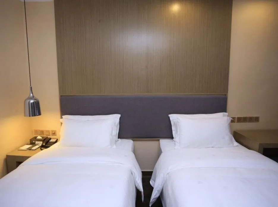 Shenzhen Yayuan Port Hotel