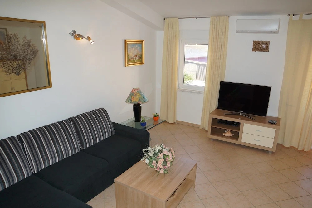 Apartments Hrgovcic