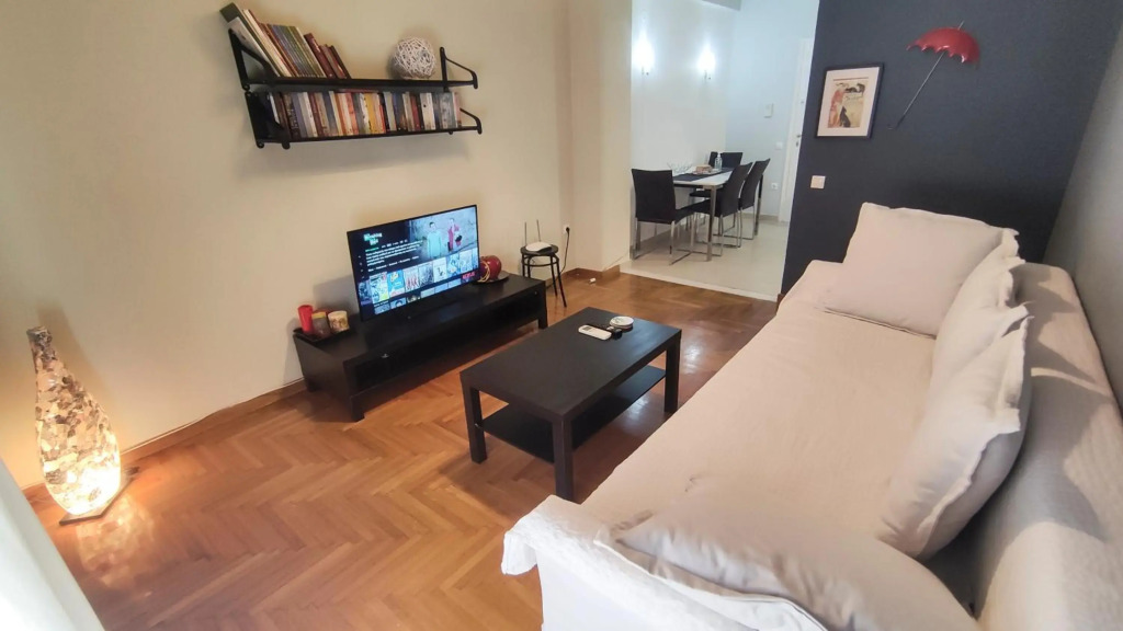 Sandy's apartment