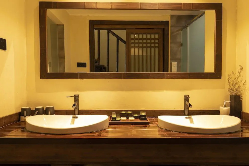 Floral Hotel Ningbo Dongqianlake Guanyi