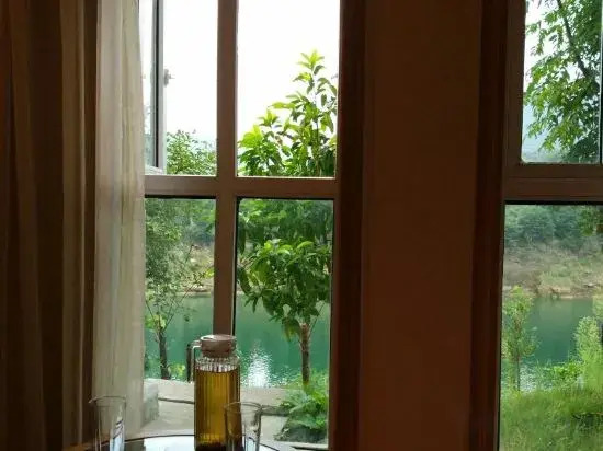Nanbu Shengzhong Lake Holiday Homestay