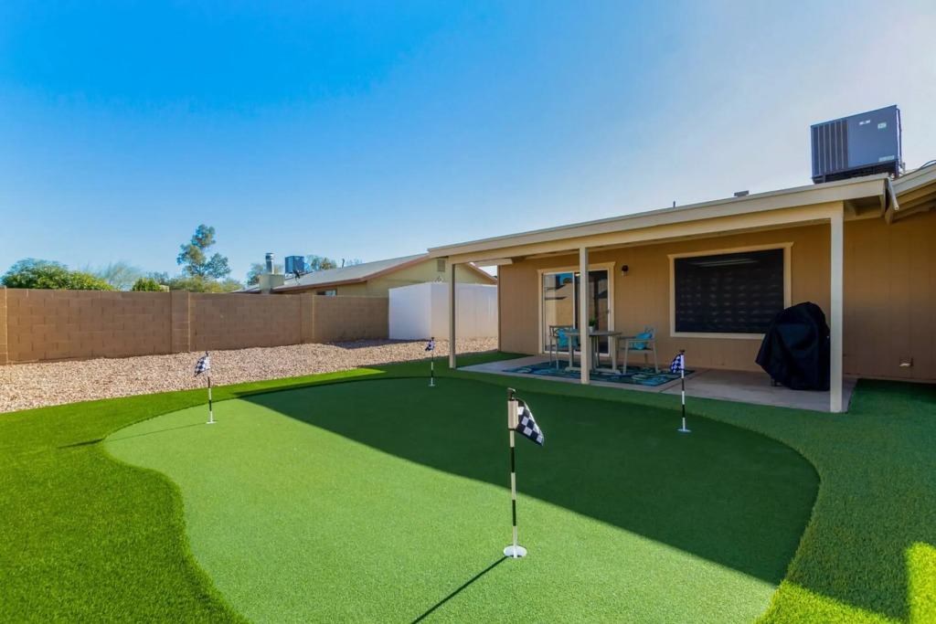 Stunning Hunter Single Family Home in the Heart of Mesa