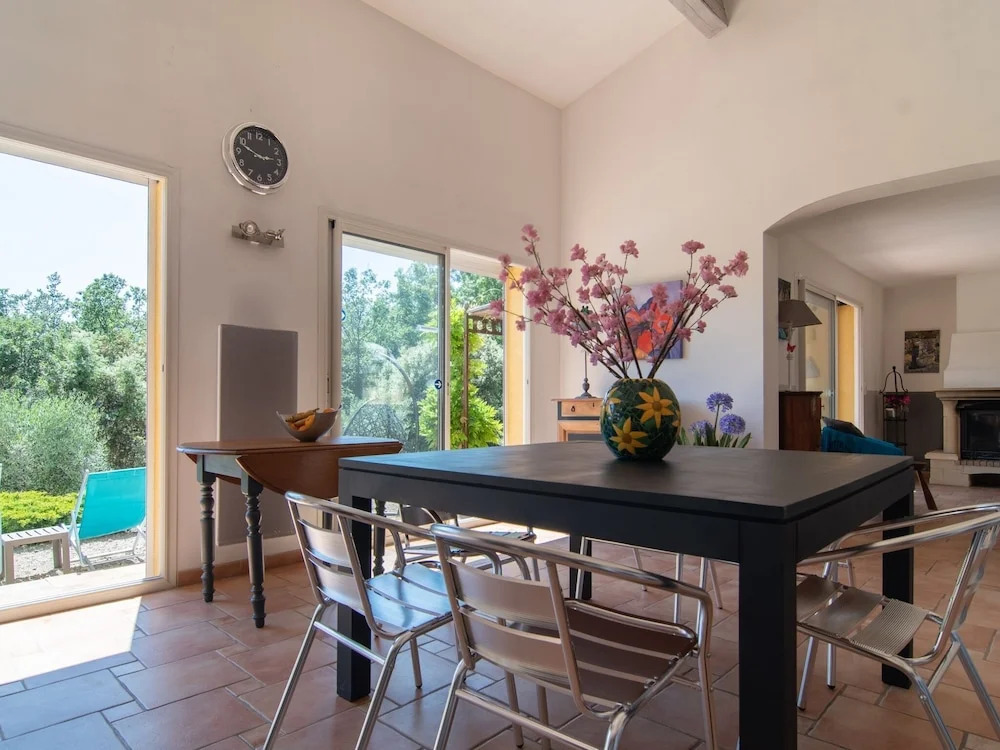 Secluded Villa in Lorgues With Private Pool