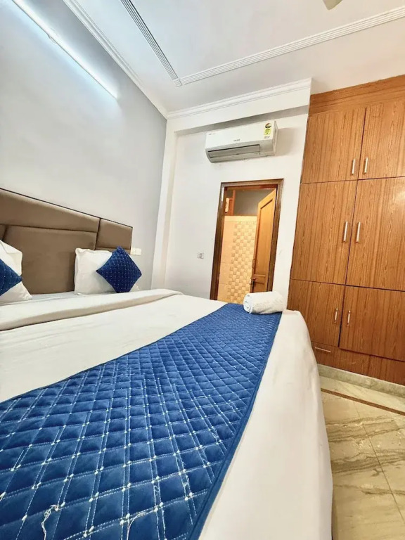 The Gleam Hotel