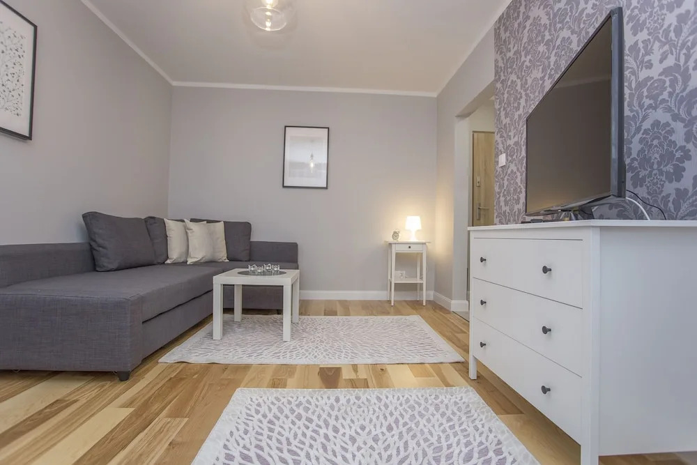 Central Rental Apartament - Broniewskiego 15