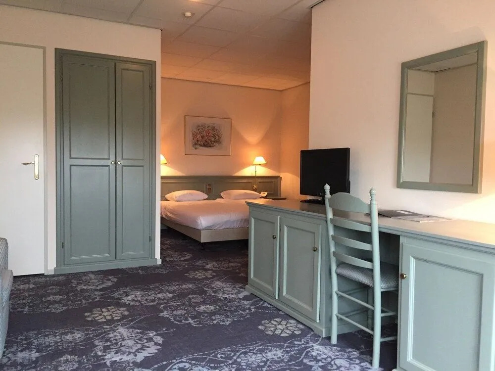 Hotel Sportsbar & Brasserie Dorhout Mees