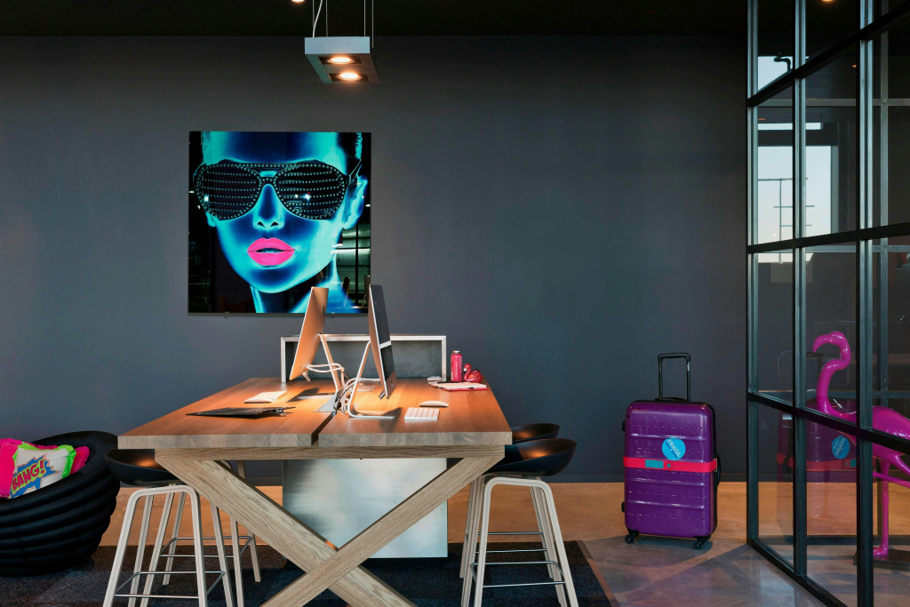 MOXY Vienna Airport