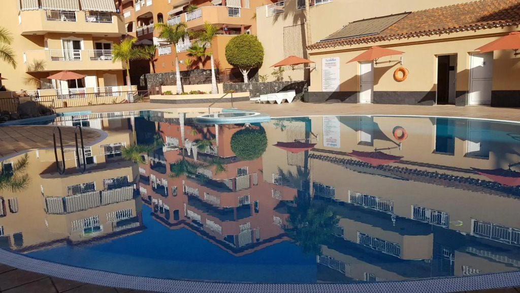 Ocean View Suite Close to Beach with Pool & WiFi