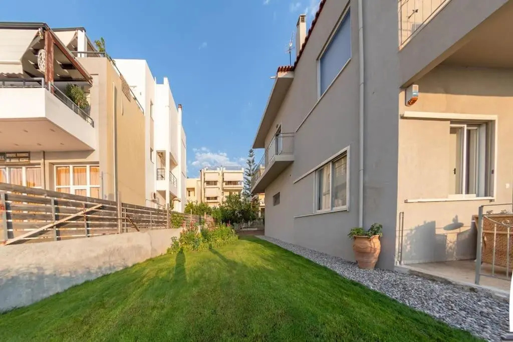 Phaos I