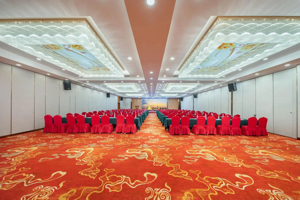 Universal International Hotel - Nanning