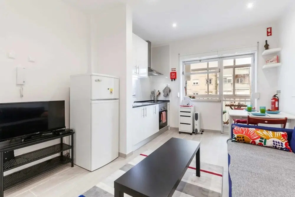 Beautiful 1 Bedroom Apartment Near Benfica