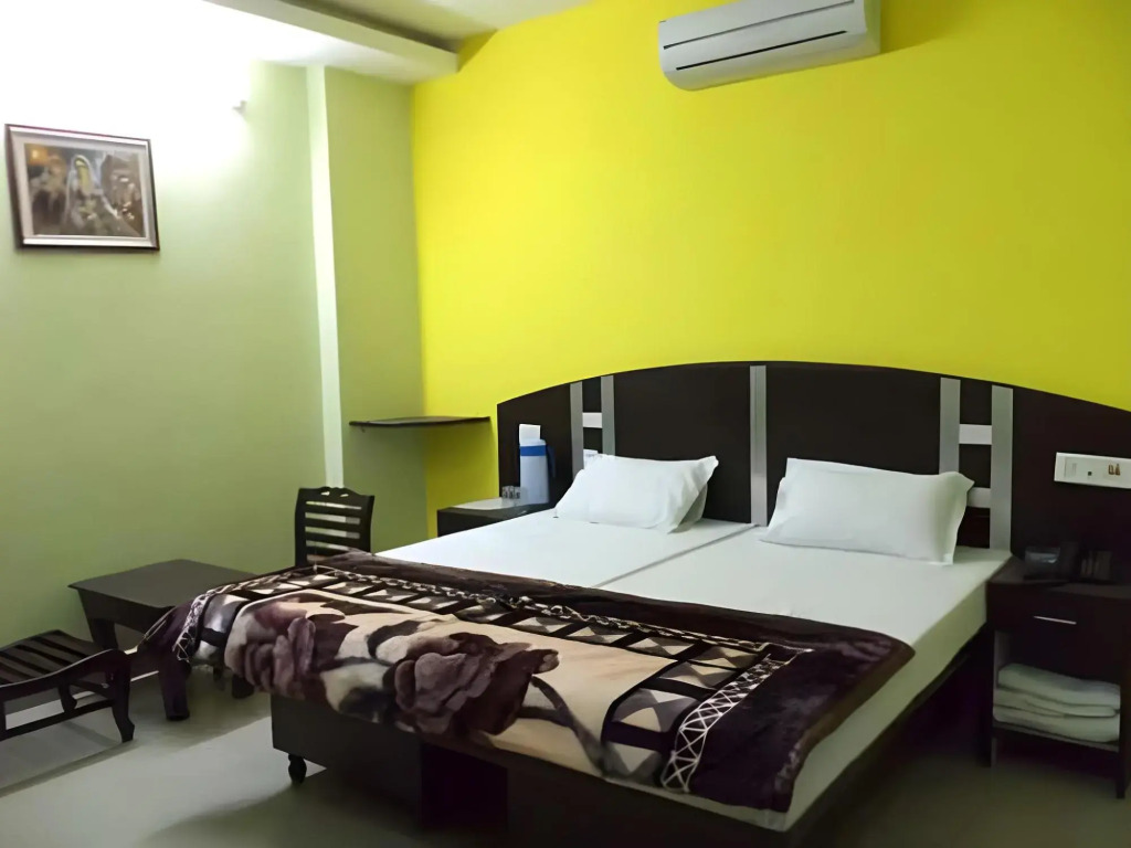 Hotel Surya Plaza