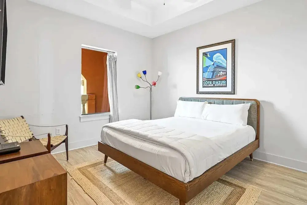 Salt and Shore Escape Sleeps 7