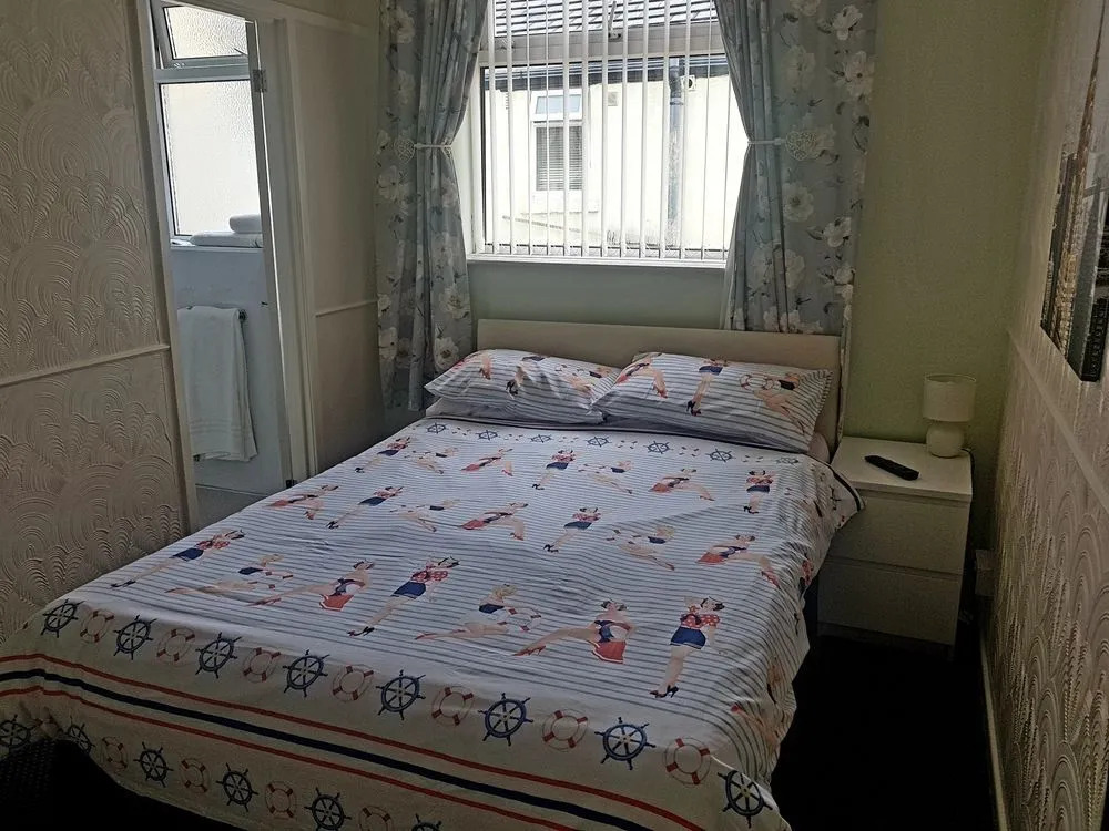 Ascot Hotel