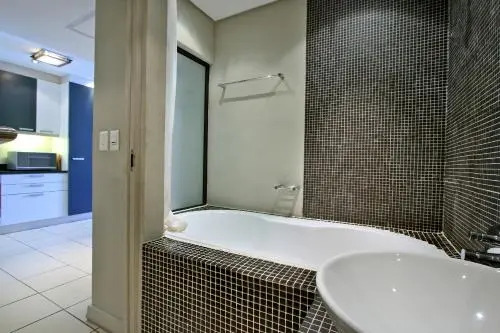 1 Bed Apartment Mario - The Decks