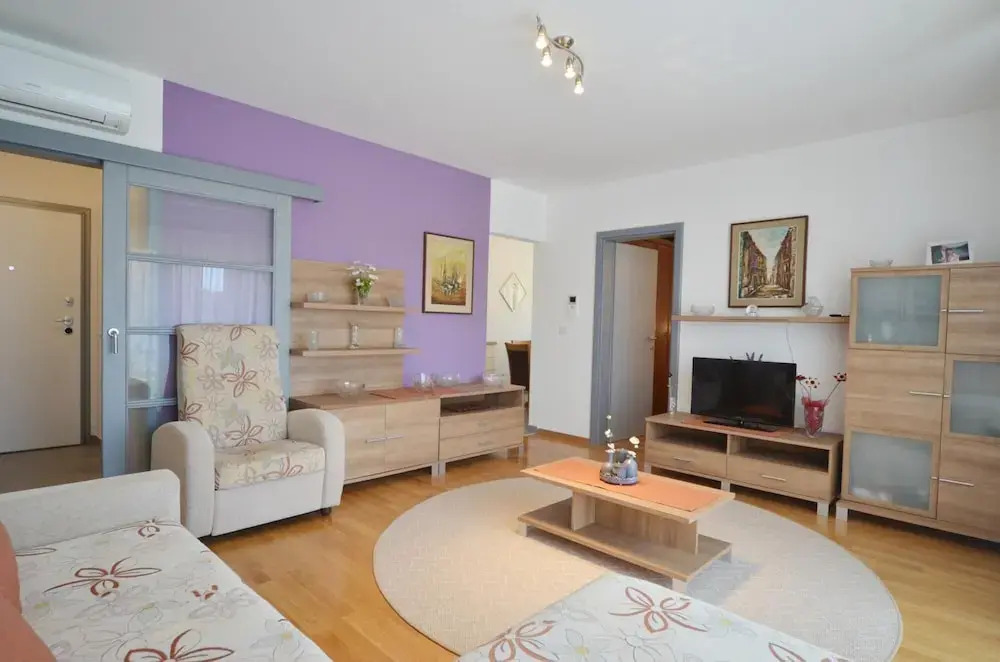 Emma in Rovinj With 1 Bedrooms and 1 Bathrooms