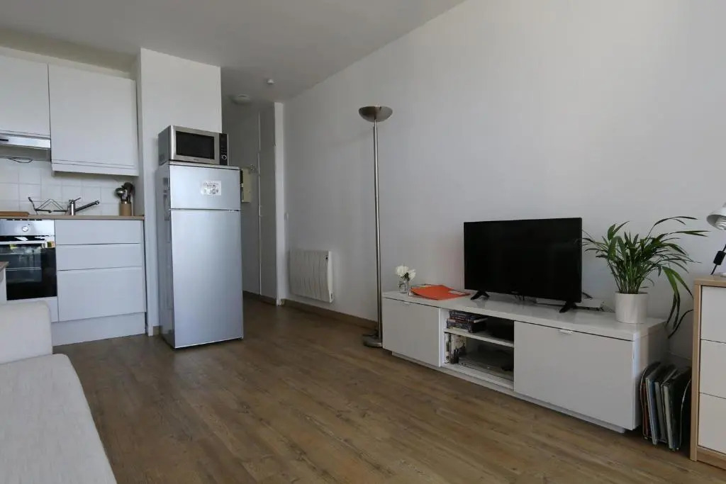 Hendaye Beach Studio, front de mer avec parking privé