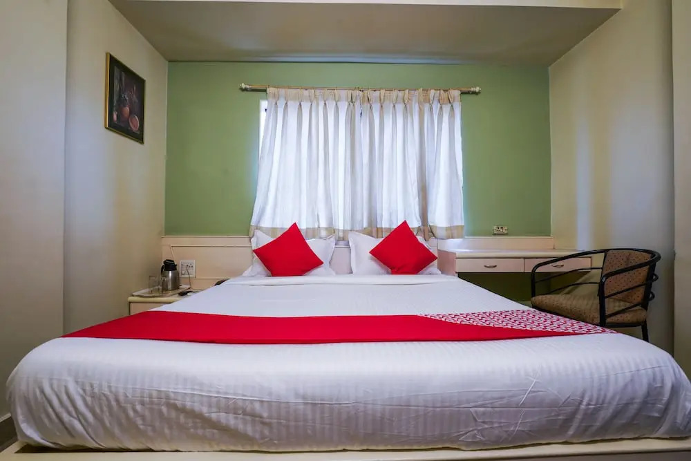 OYO 18396 Hotel Tara International