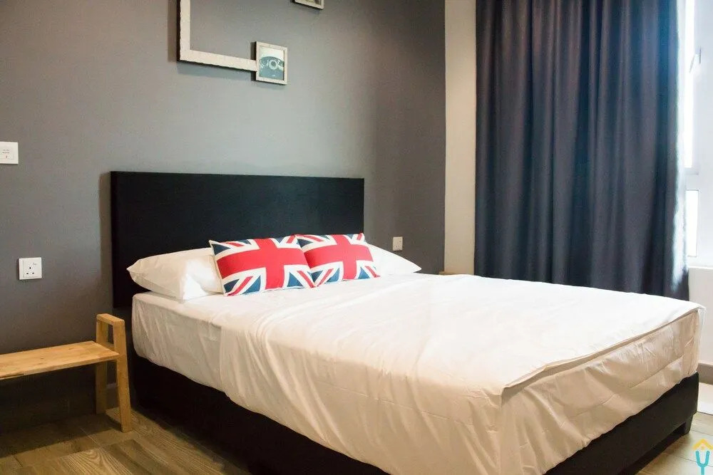 Octagon Ipoh by Plush