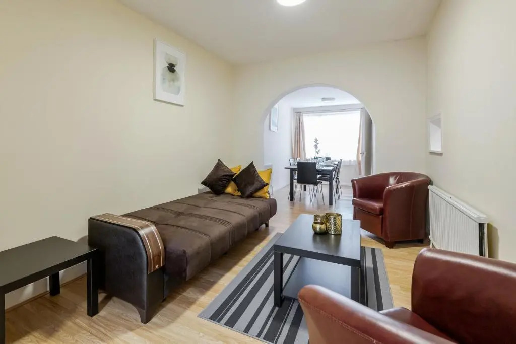 Alphalite Homes