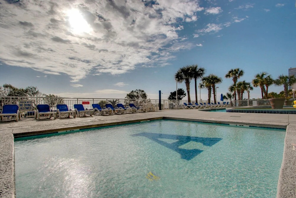Spacious 2BD Condo in Atlantica Resort