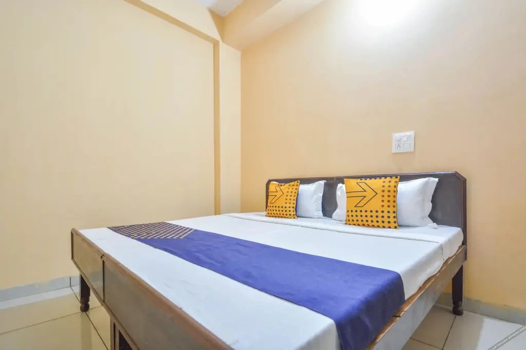 Hotel Diamond by OYO Rooms