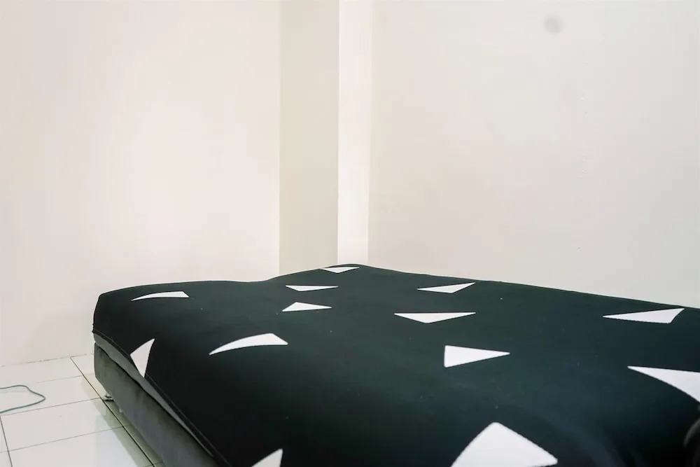 Contemporary 2br Apartment at Kalibata City Residence