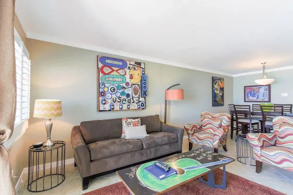 Gulf Shore Condo #301 - 2 Br condo by RedAwning
