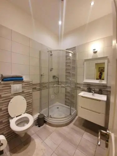 All In Apartman II