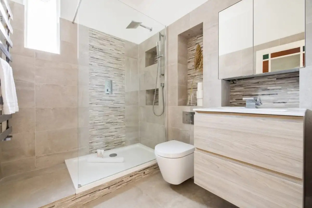 The Finsbury Park Arms - Elegant 2BDR Flat with Garden