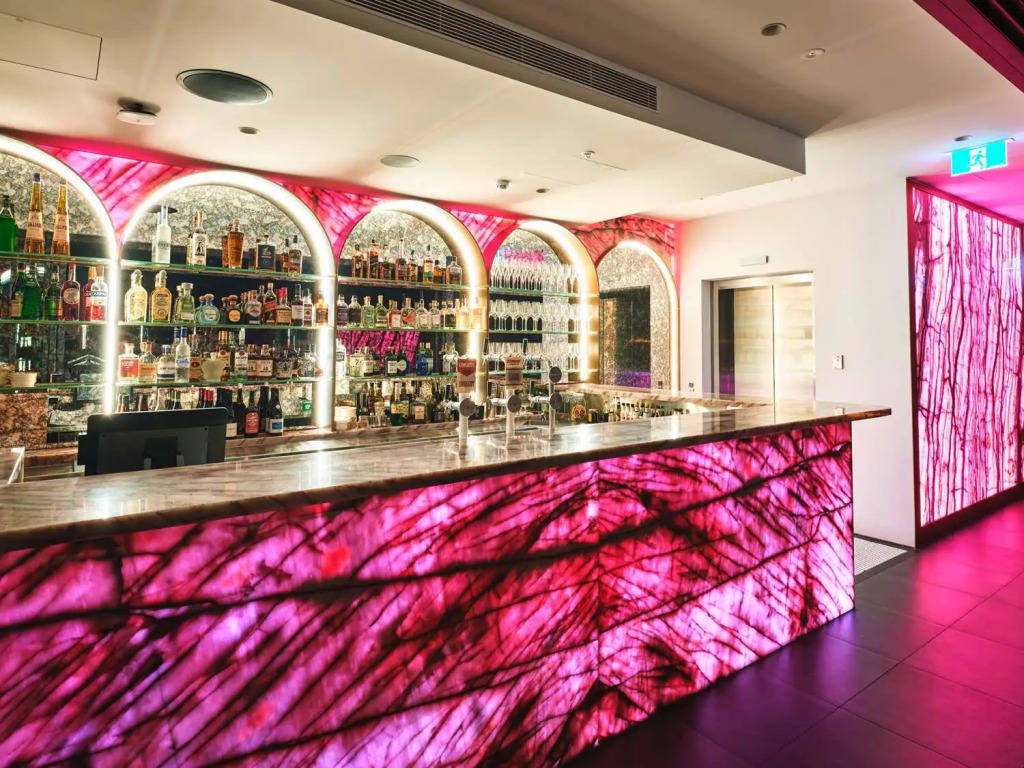 The Motley Hotel Richmond, Tapestry Collection by Hilton