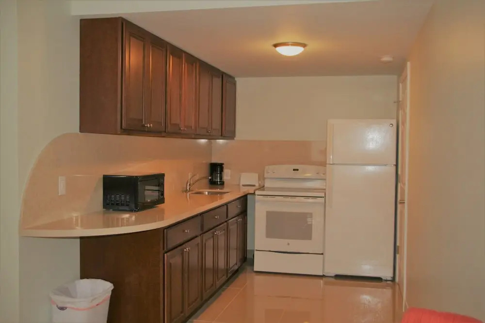 Capri Apartments