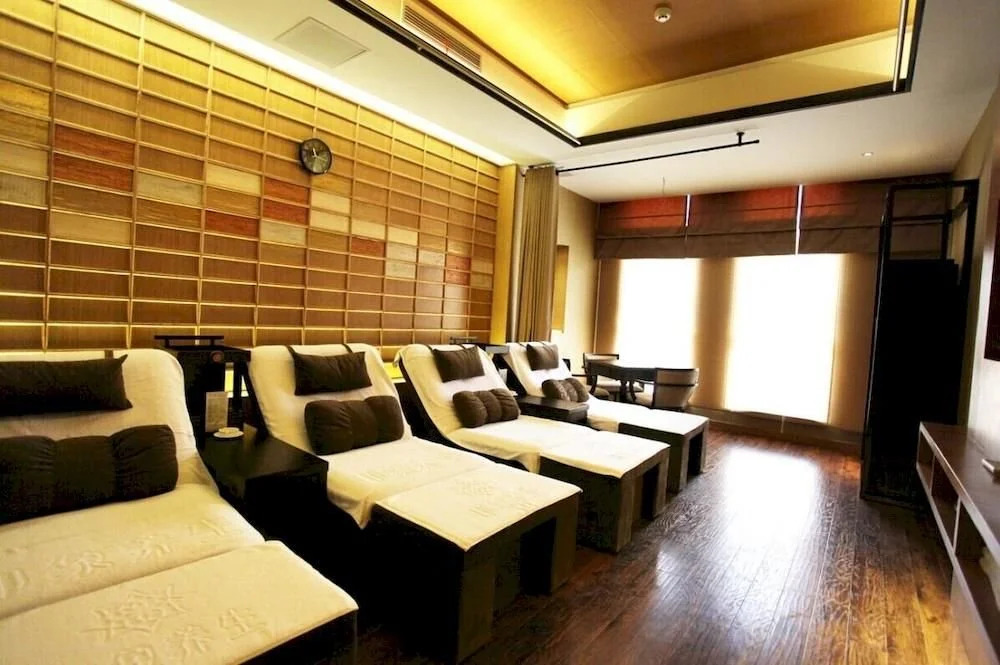 Yangzhou East Garden Hotel