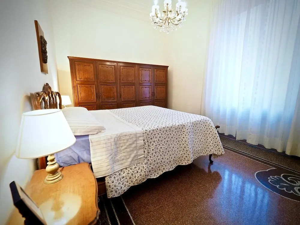 Comoda Centrale Casa Ravasco