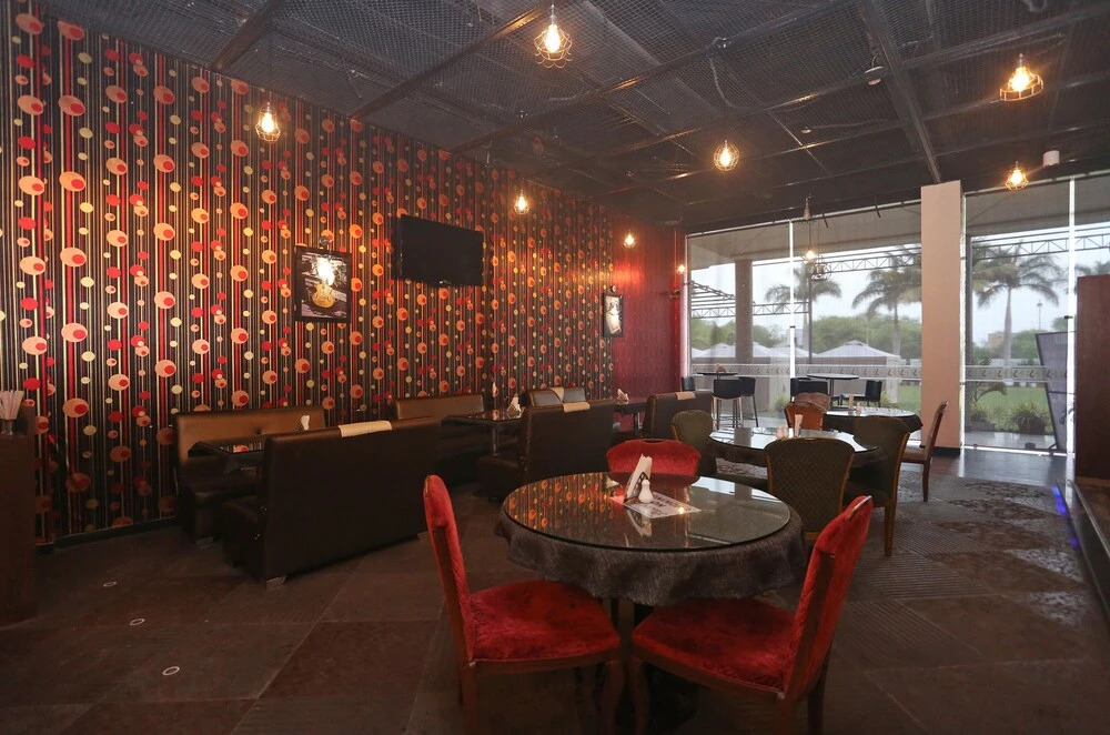 OYO 22973 Hotel Shiva Inn