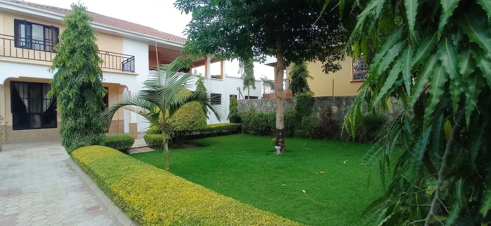 Afroclan House