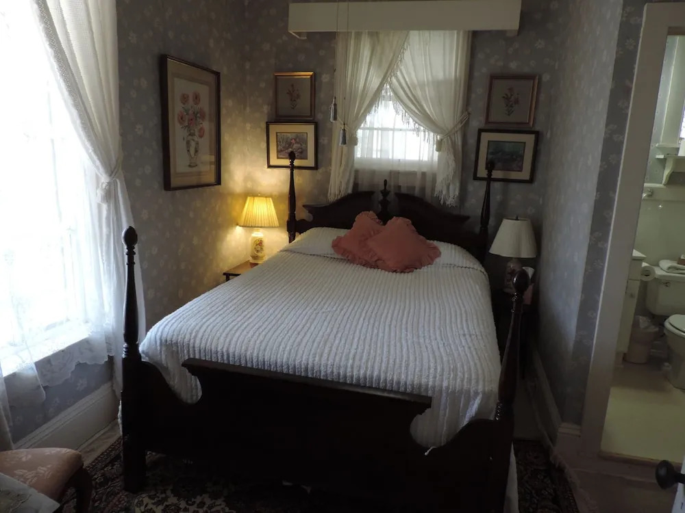 Franklin Terrace Bed and Breakfast