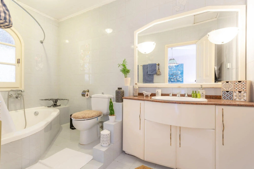 Villa Durrell Large Private Pool Walk to Beach A C Wifi - 2927