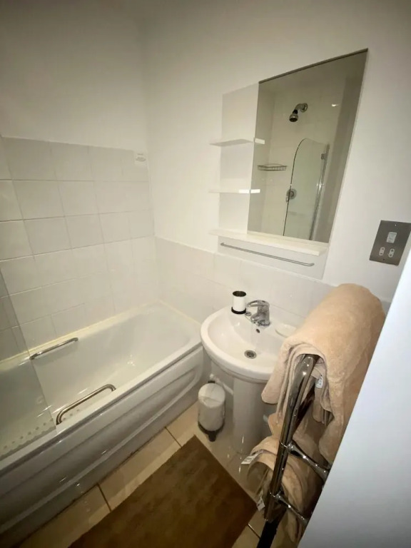 NELL GWYNN HOUSE - Studio Apartments, Sloane Square, London