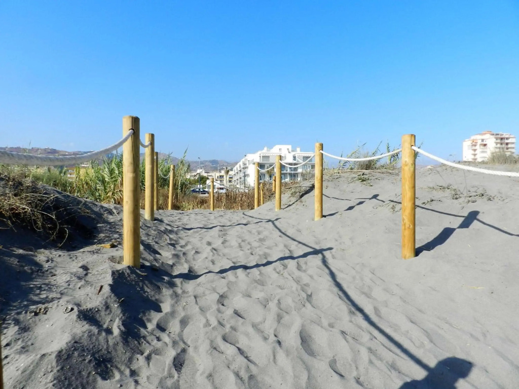 Panorama Beach - Sky View