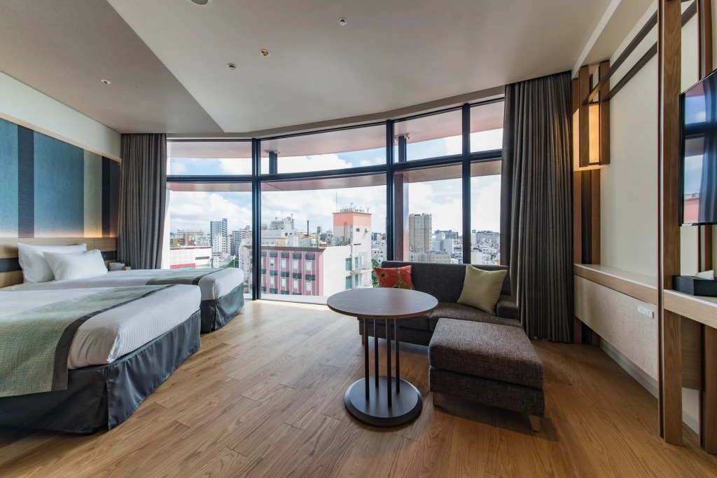 JR Kyushu Hotel Blossom Naha